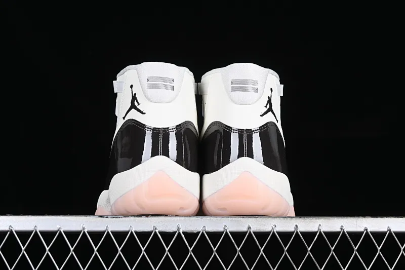 All categories Air Jordan Jordan series basketball shoes Air Jordan 11 OG version Air Jordan 11 "Neapolitan" AJ11 Joe 11 brown and white pink Kangkou AR0715-101